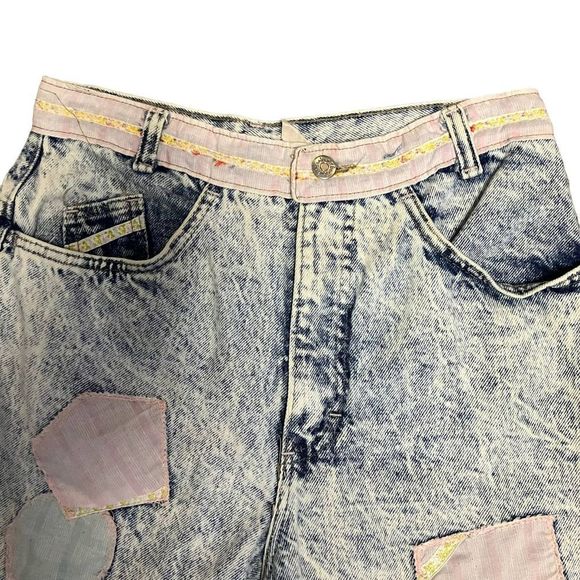 Vintage Bonjour High Waisted Patchwork Denim Shorts Size 10 - Picture 2 of 8